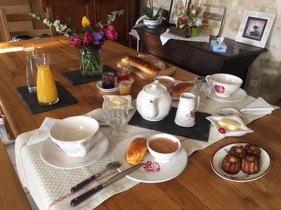 Chez Jumaine Bed and Breakfast Saint-Projet-Saint-Constant Εξωτερικό φωτογραφία